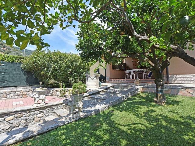 Villa in vendita a Dolceacqua IM