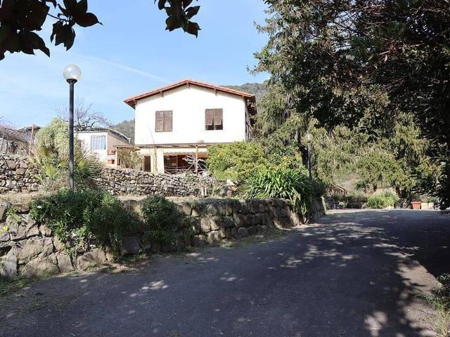 Villa in vendita a Dolceacqua IM