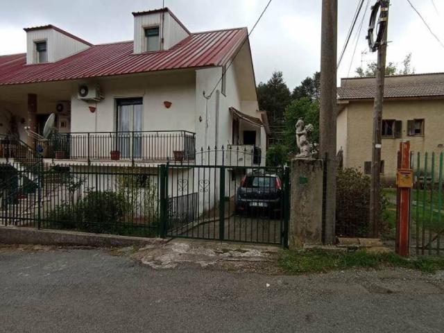 Villa in vendita a Domanico CS