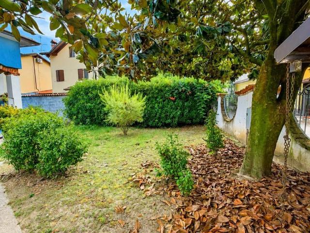 Villa in vendita a Dorno PV
