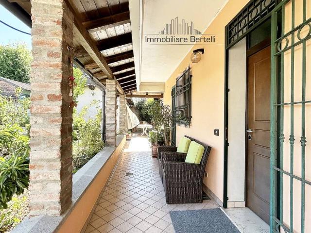 Villa in vendita a Dorno PV