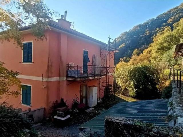 Villa in vendita a Davagna GE