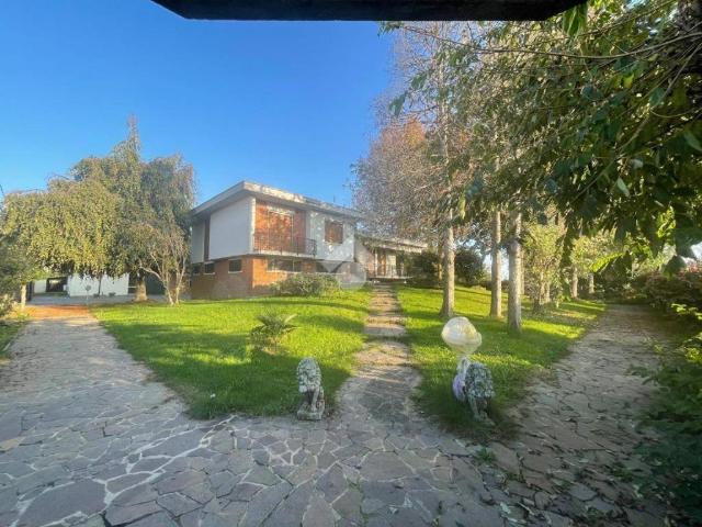 Villa in vendita a Dairago MI