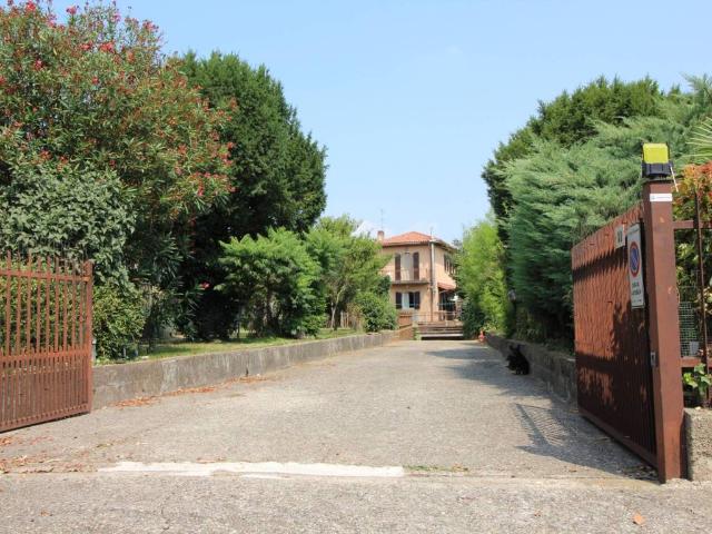 Villa in vendita a Dalmine BG