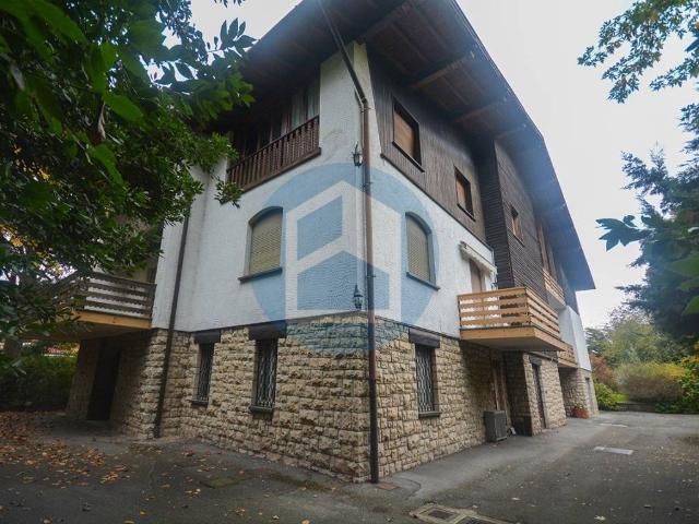 Villa in vendita a Darfo Boario Terme BS