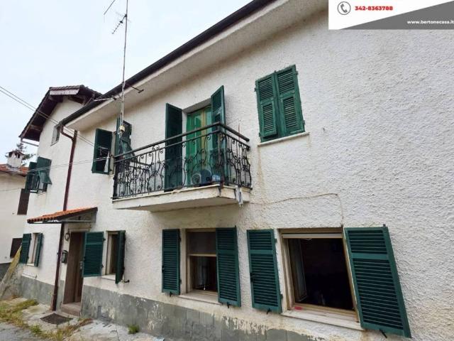 Villa in vendita a Dego SV