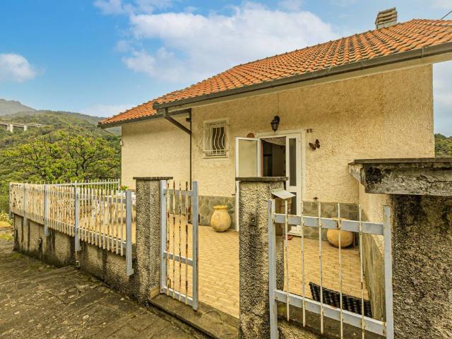 Villa in vendita a Deiva Marina SP