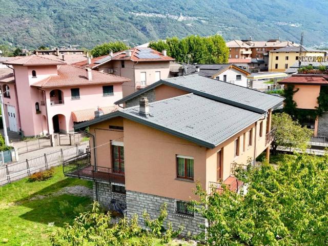 Villa in vendita a Delebio SO