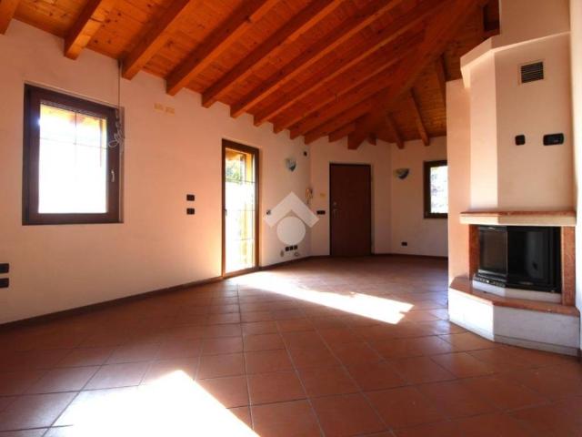 Villa in vendita a Dello BS