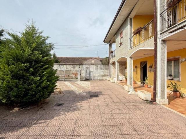 Villa in vendita a Dello BS
