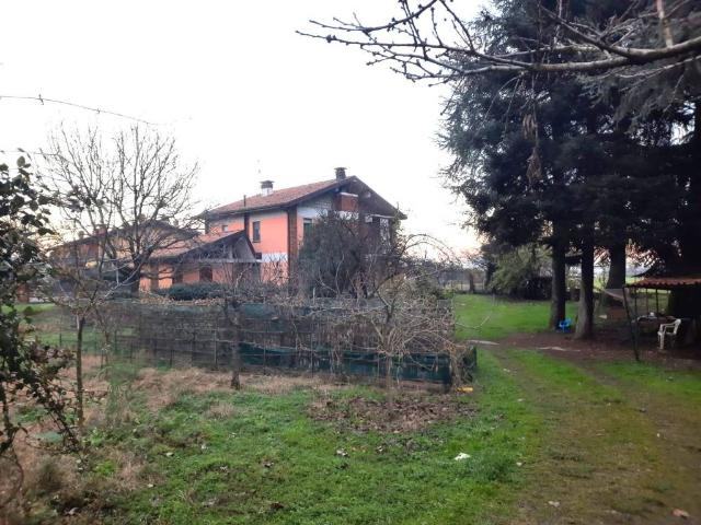 Villa in vendita a Dello BS