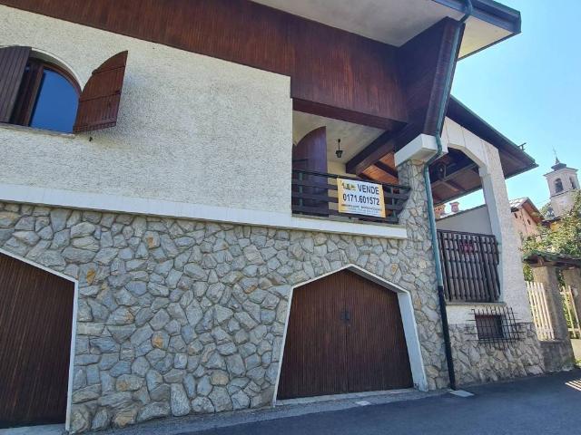 Villa in vendita a Demonte CN