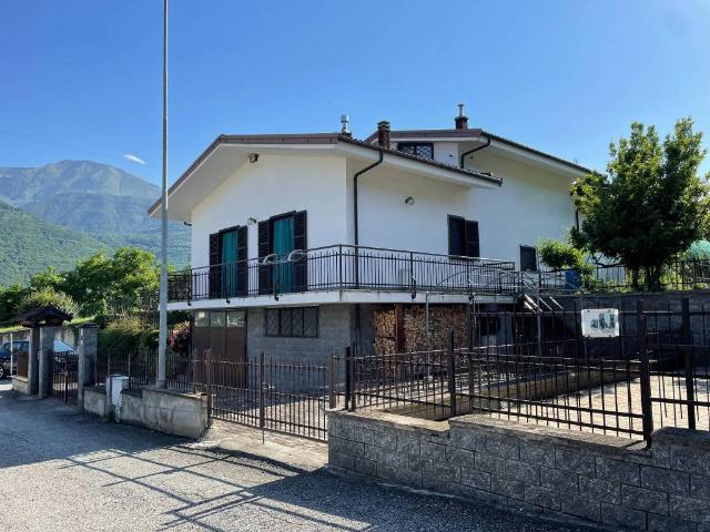 Villa in vendita a Demonte CN