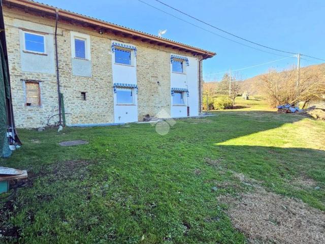 Villa in vendita a Denice AL