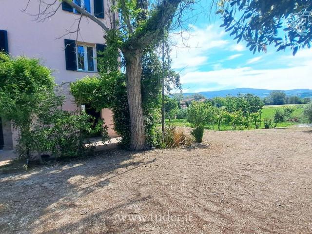 Villa in vendita a Deruta PG