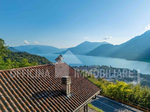 Villa in vendita a Dervio LC