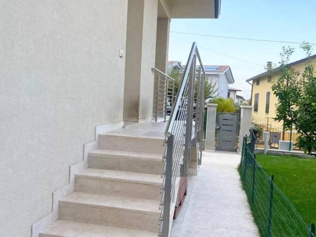 Villa in vendita a Desenzano del Garda BS