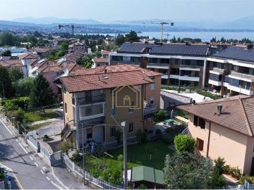 Villa in vendita a Desenzano del Garda BS