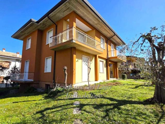 Villa in vendita a Desenzano del Garda BS
