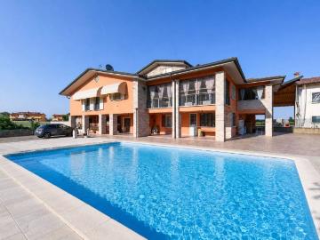Villa in vendita a Desenzano del Garda BS