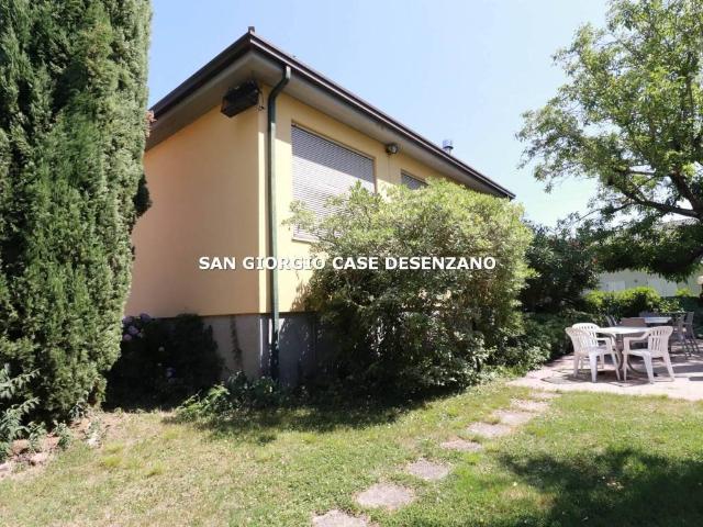 Villa in vendita a Desenzano del Garda BS