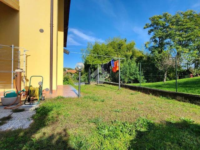 Villa in vendita a Divignano NO