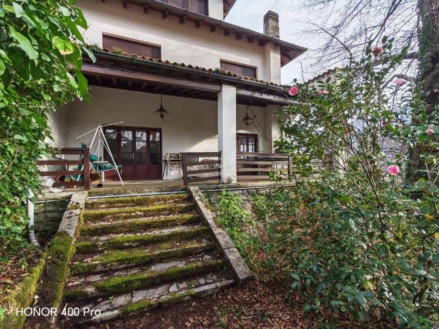 Villa in vendita a Dizzasco CO
