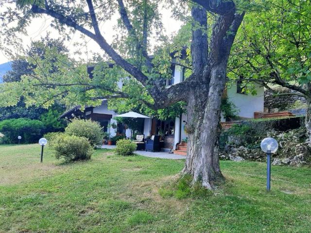 Villa in vendita a Dizzasco CO