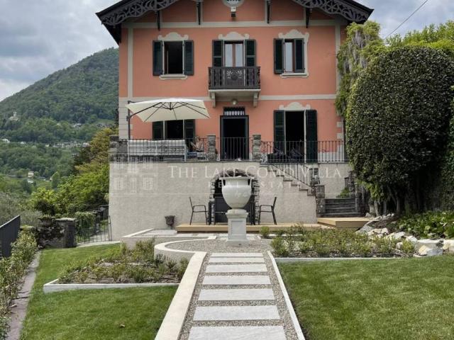 Villa in vendita a Dizzasco CO
