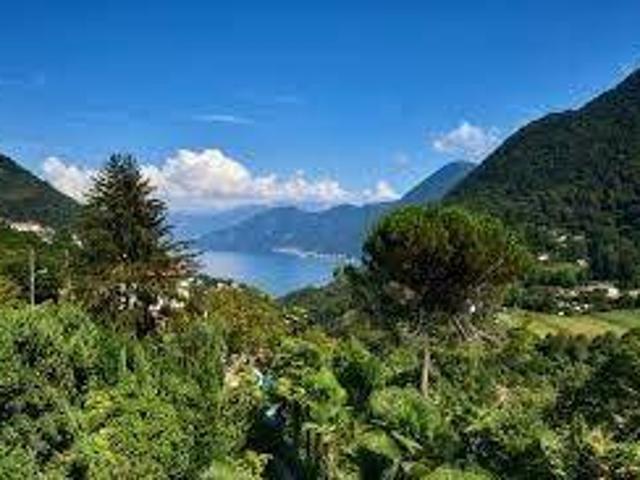 Villa in vendita a Dizzasco CO