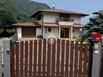 Villa in vendita a Dizzasco CO
