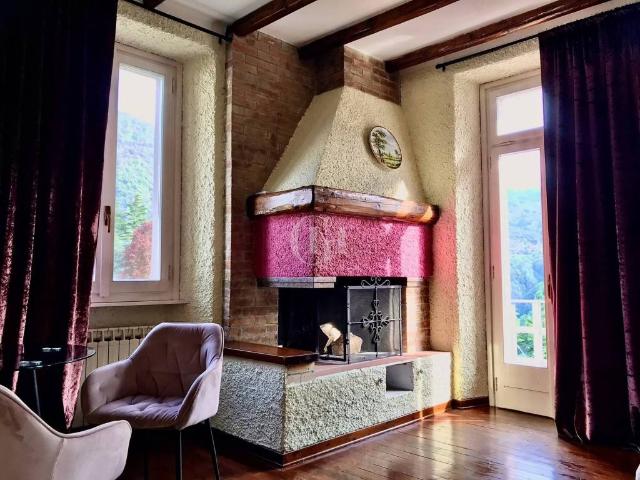 Villa in vendita a Dizzasco CO