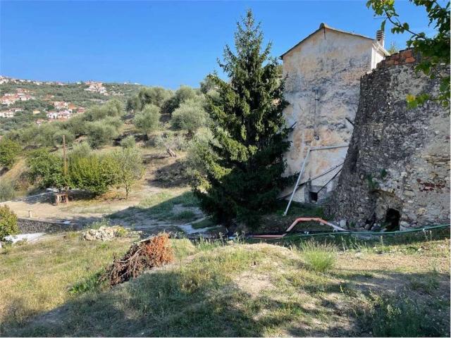 Villa in vendita a Diano Castello IM