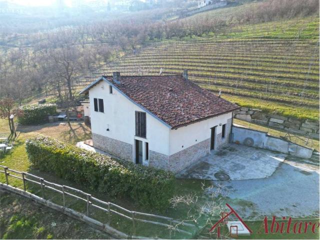 Villa in vendita a Diano d'Alba CN