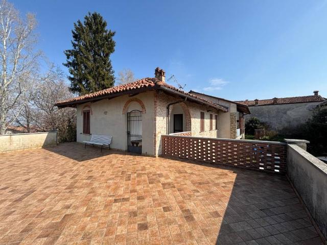 Villa in vendita a Diano d'Alba CN