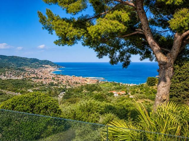 Villa in vendita a Diano Marina IM