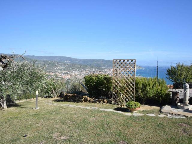 Villa in vendita a Diano Marina IM