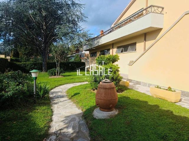 Villa in vendita a Dicomano FI