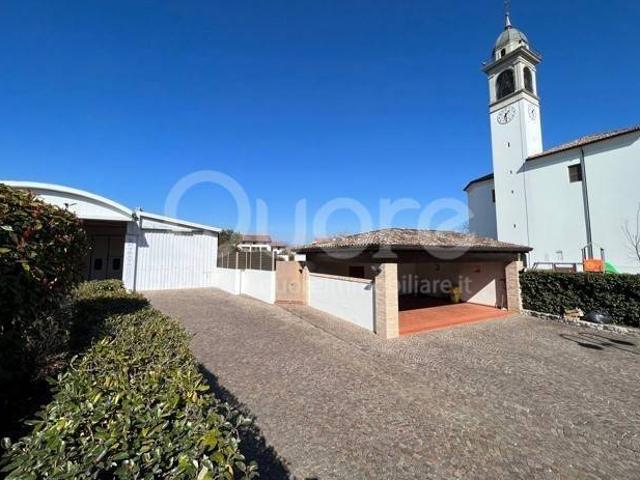 Villa in vendita a Dignano UD
