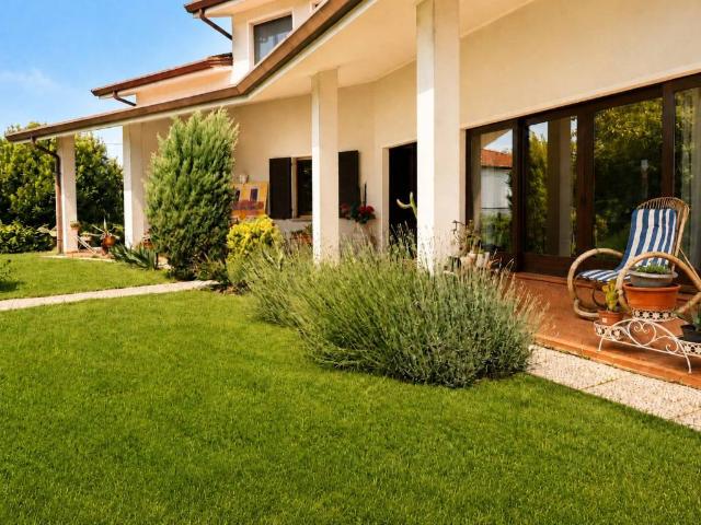 Villa in vendita a Dignano UD