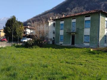 Villa in vendita a Dubino SO