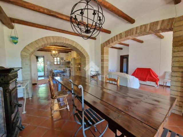 Villa in vendita a Dugenta BN