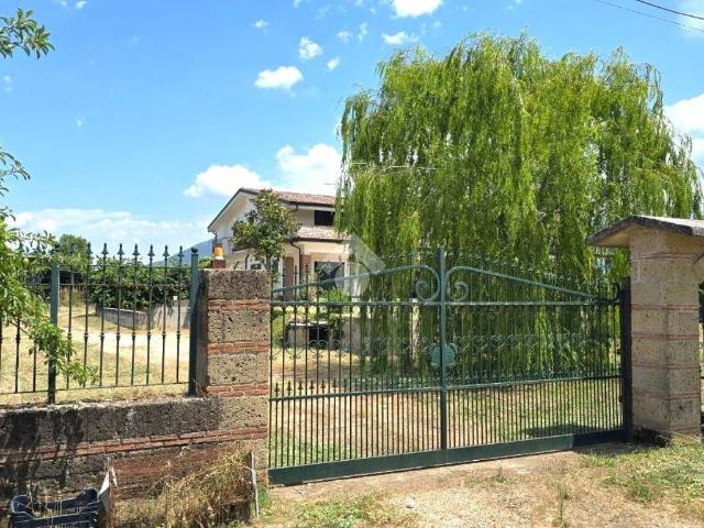 Villa in vendita a Dugenta BN