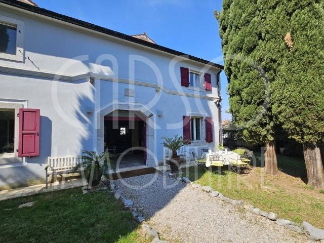 Villa in vendita a Duino Aurisina TS