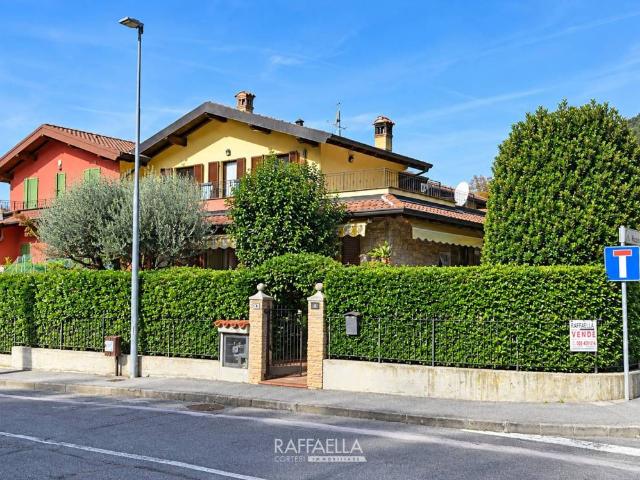 Villa in vendita a Entratico BG
