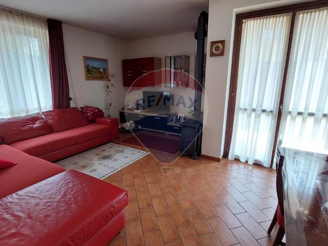 Villa in vendita a Endine Gaiano