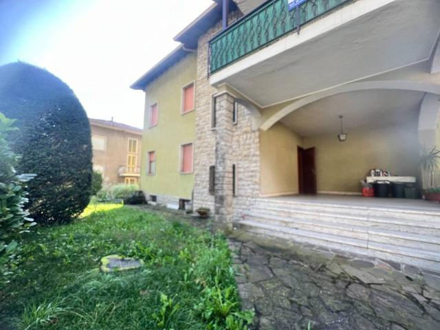 Villa in vendita a Endine Gaiano BG