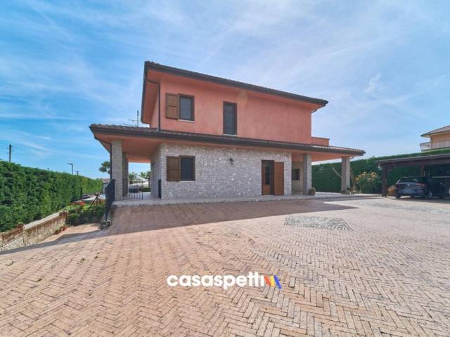 Villa in vendita a Eboli SA