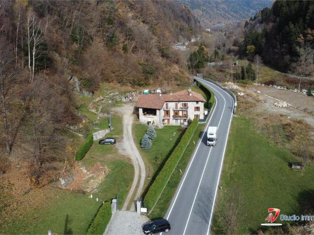Villa in vendita a Edolo