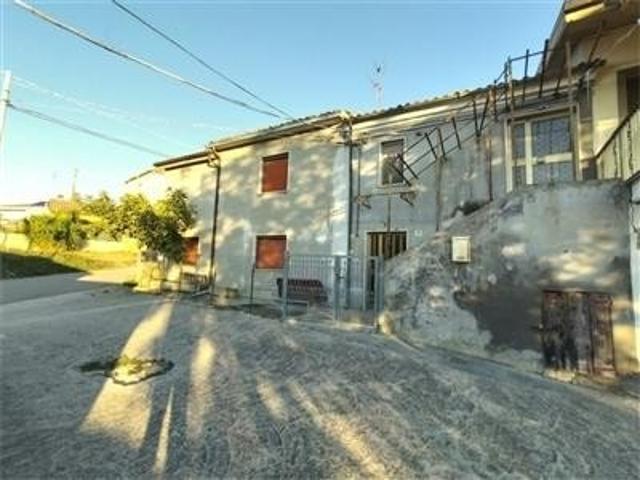 Villa in Vendita a Elice